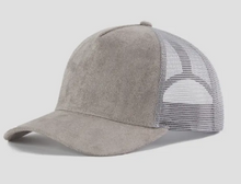 Load image into Gallery viewer, Bristol VT. American Legion Aux. Paint N Sip
